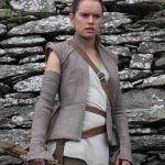 Star-Wars-The-Last-Jedi-Rey-Daisy-Ridley-Grey-Vest-front-removebg-preview.png